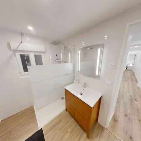 Calme Au Bord De Seine A Melun Avec Jardin Terrasses Et Vue Sur La Seine Apartment Le Mee-sur-Seine