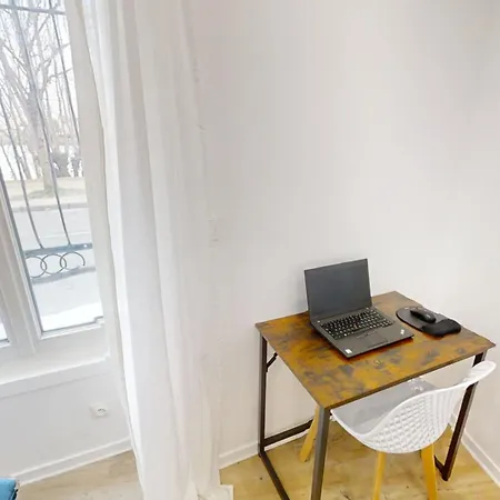 Apartment Calme Au Bord De Seine A Melun Avec Jardin Terrasses Et Vue Sur La Seine *